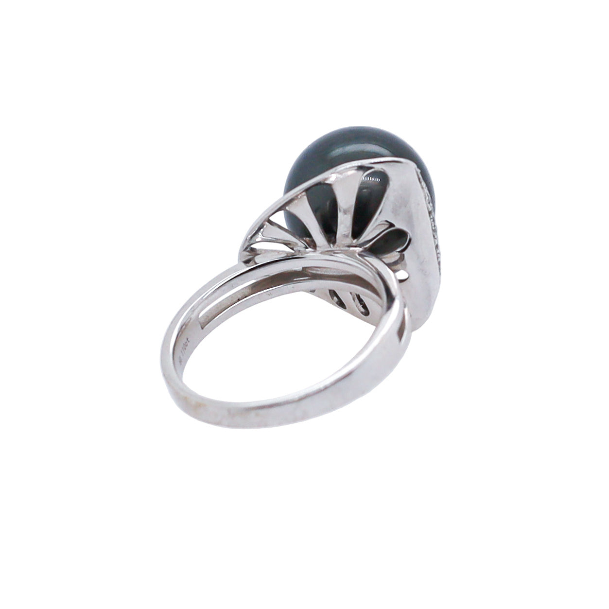 Black Tahitian Pearl Ring - Bottom View
