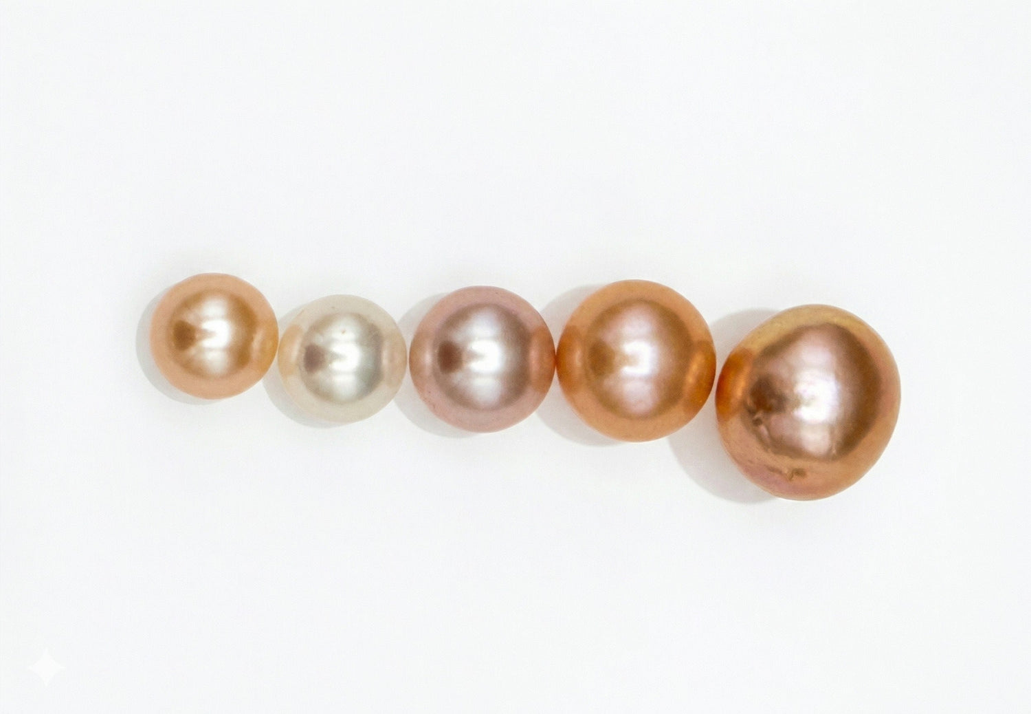 A picture of natural color freshwater pearls