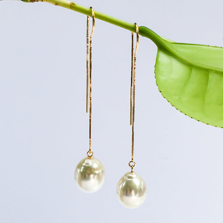 South Sea Pearl Threader Earrings 14K Gold – Close-Up