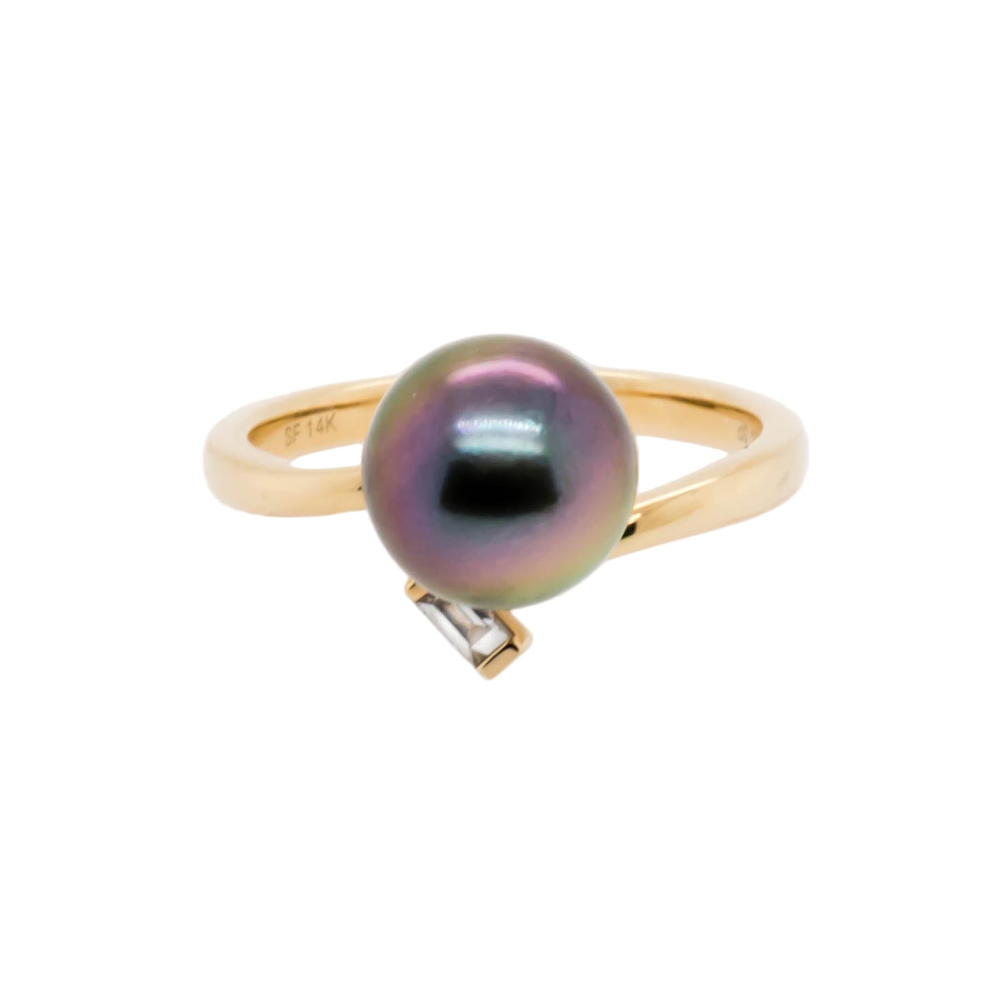 Gold ring with a Tahitian pearl on a white background