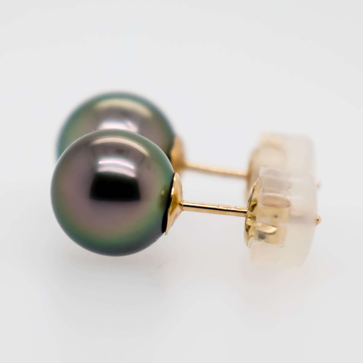 Tahitian pearl studs 14K gold - elegant everyday earrings