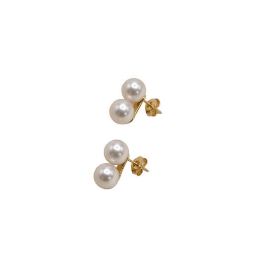 7.5–8mm Japanese Akoya pearl stud earrings in 18K yellow gold, front view