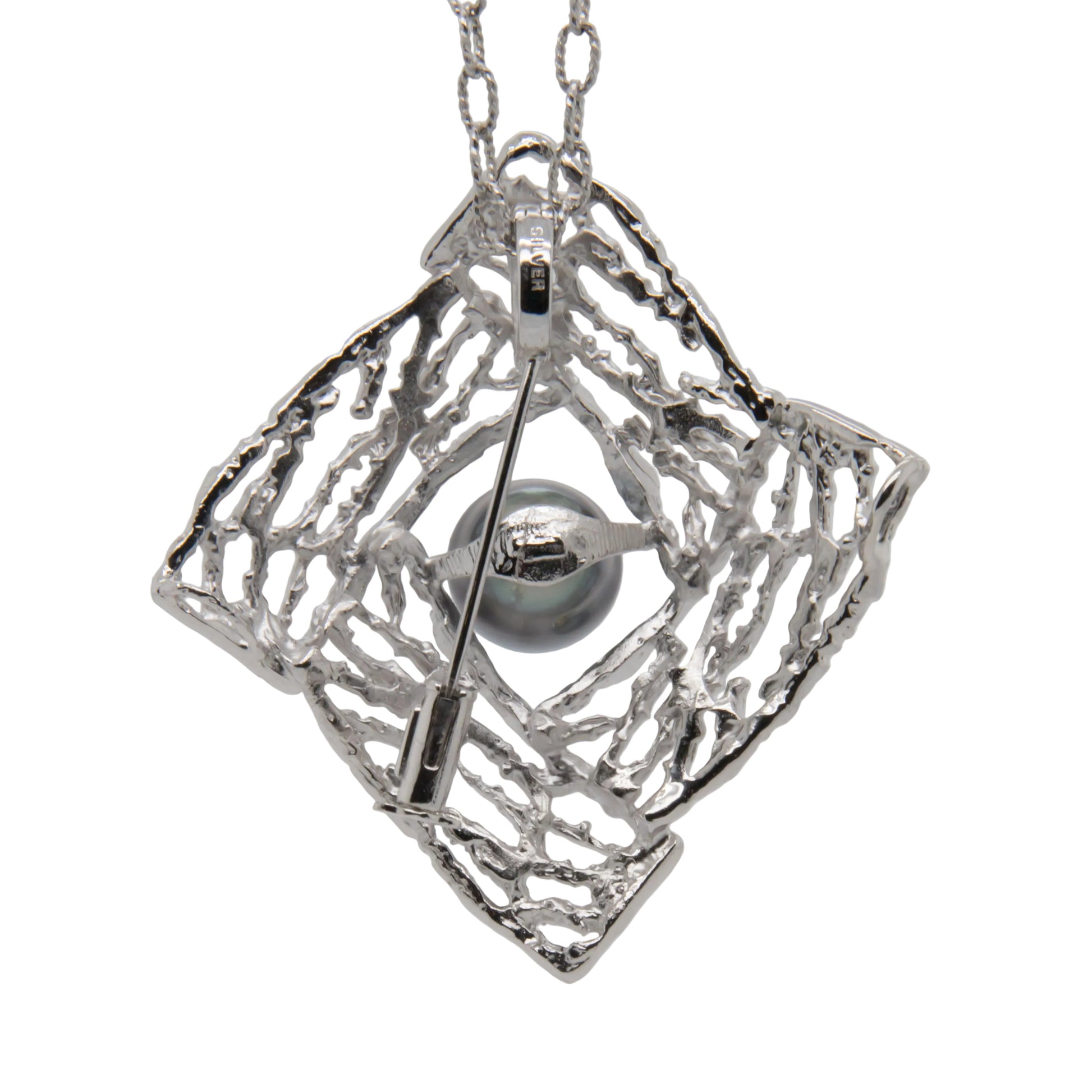 10.6mm Tahitian Pearl Brooch in sterling silver – rear view