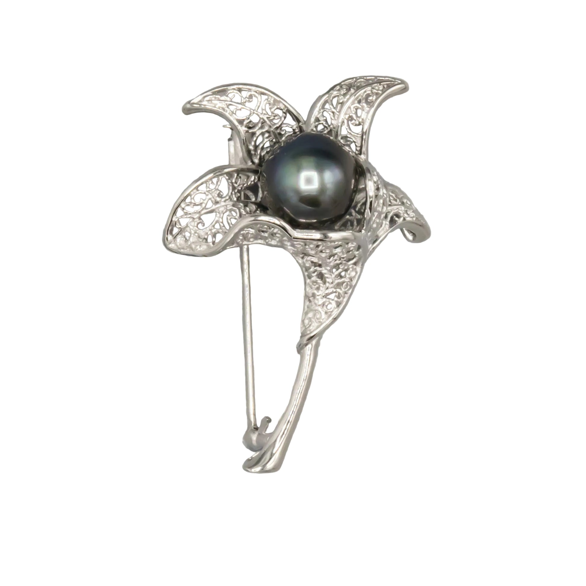 12mm Tahitian pearl brooch, dark overtone and peacock luster detail