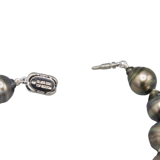 Sterling silver needle clasp detail on 8-inch baroque Tahitian saltwater pearl bracelet