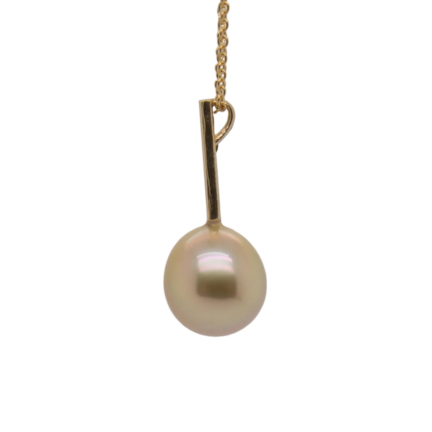 Golden South Sea Pearl Necklace – Front View, 18-inch 14K Gold Chain