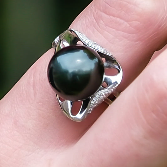 13mm Black Tahitian Pearl Ring in 18K White Gold - Lifestyle Shot